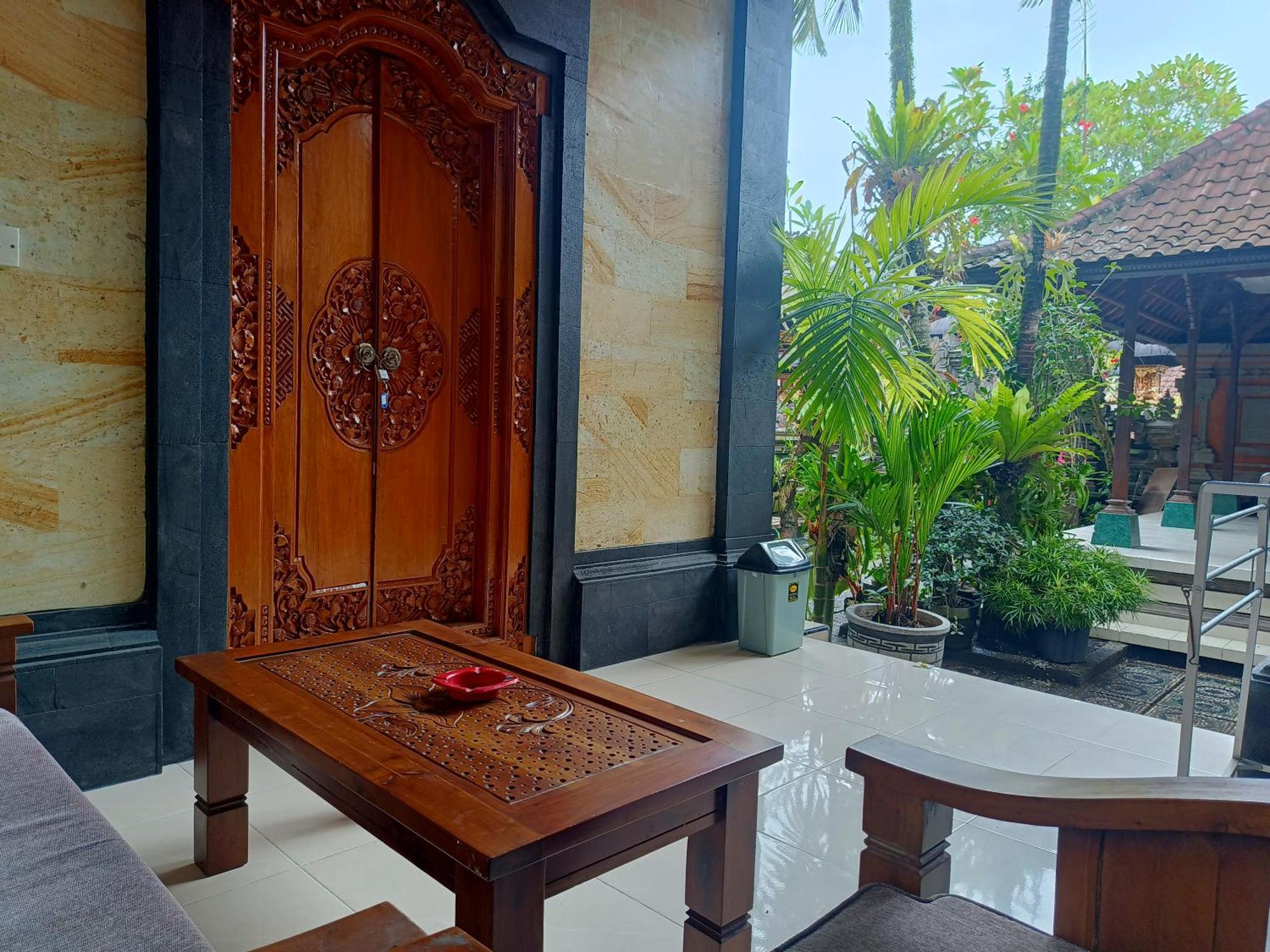 Nyoman House Ubud Buitenkant foto